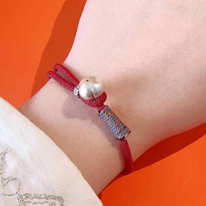 ブレスレット レディース ファッション 本命年 赤い手綱 酒紅色 立体装飾 999 シルバー 再生繊維 エス..