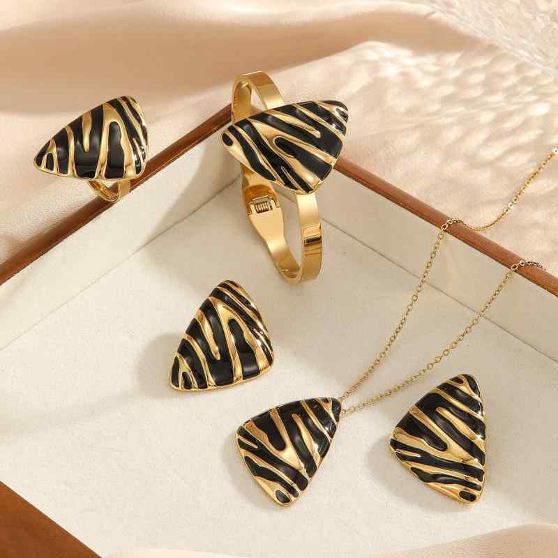 ꡼ ǥ  ͥå쥹  ֥쥹å  4å  ŵåù ̷ ֥å ۥ磻  ֥롼...