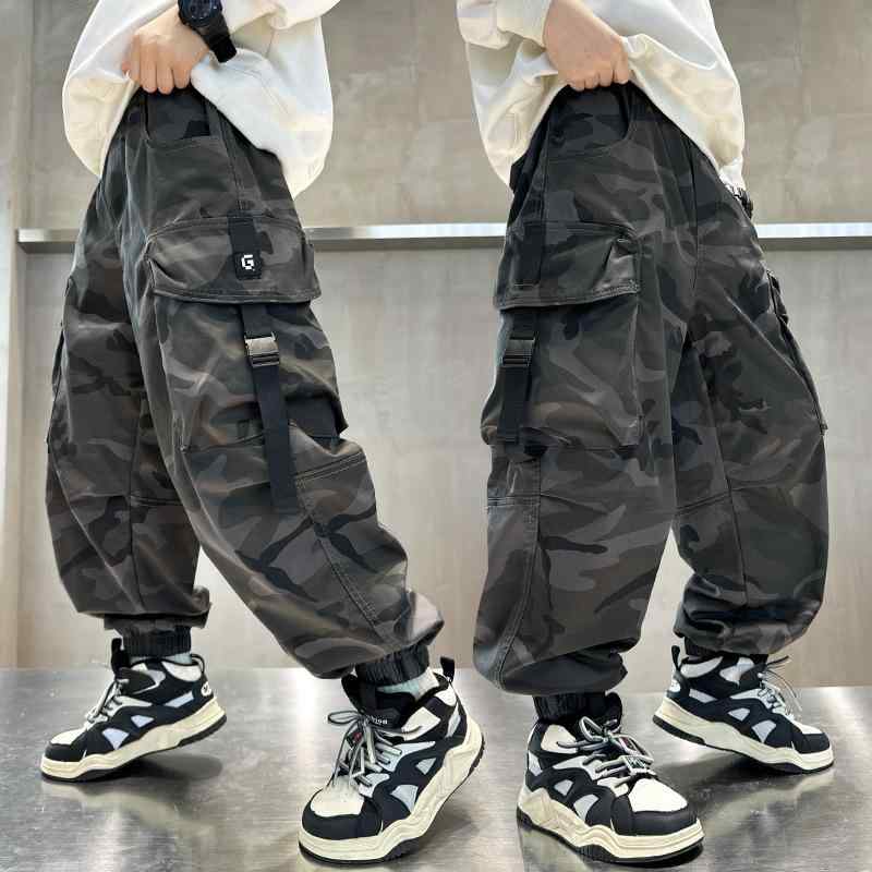 キッズ 男の子 パンツ 春秋 迷彩 カーゴパンツ ロングパンツ 子供 ズボン ボーイズ 運動着 コットン