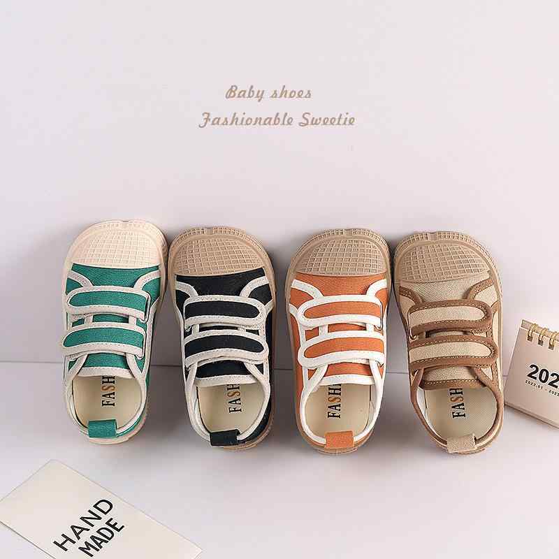 子供用スニーカー 男の子 女の子 幼児 小学生 幼稚園 運動靴 通学 普段使い キャンバス 面ファスナー ..