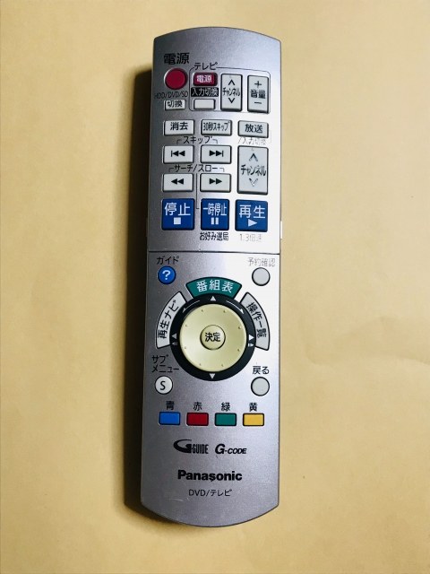 【中古】【送料無料】 パナソニック DVD/テレビ リモコン EUR7658Y20 ポイント消化 37C1000/32C1000/26C1000等