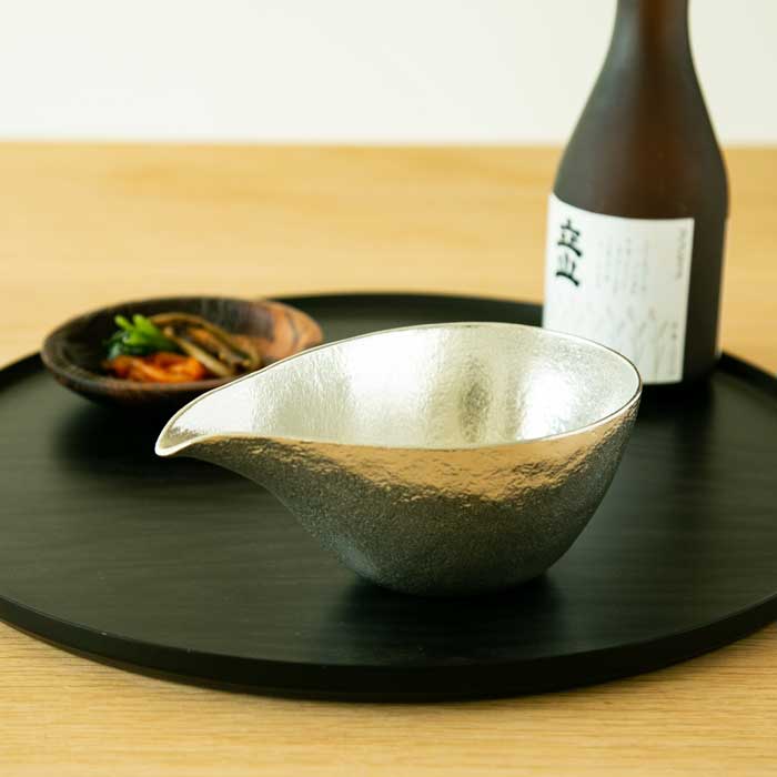 <ふるまいや 富山駅店>能作 片口 - 大【敬老の日 贈り物 北陸 富山 すず お土産 工芸品 お取り寄せ 御挨拶 ギフト 贈答 のし可】