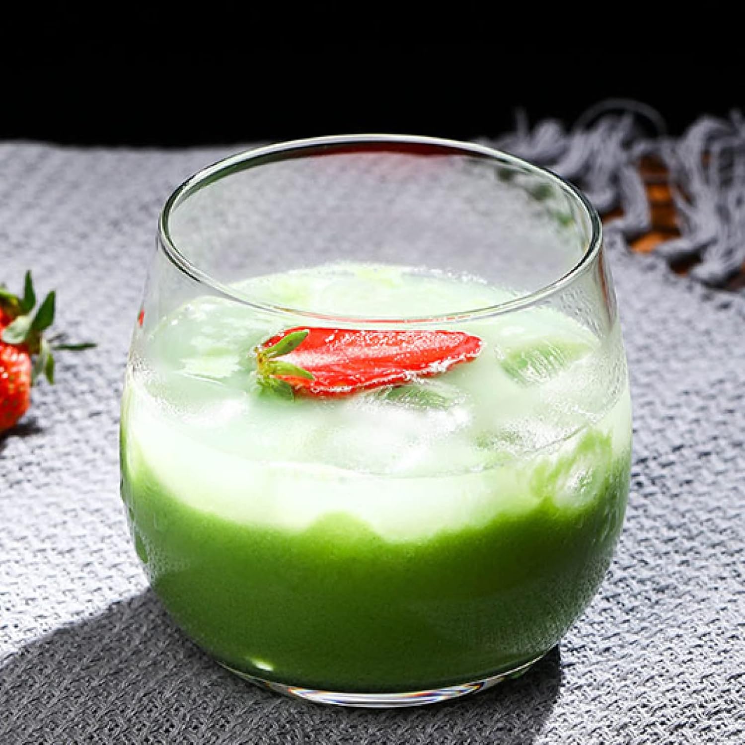 カクテルグラス クリスタルガラス 250ml ウィスキー デザート 飲み スホーム ドリンク ワイングラス マティーニグラス シャンパングラス ワイングラ ゴブレット