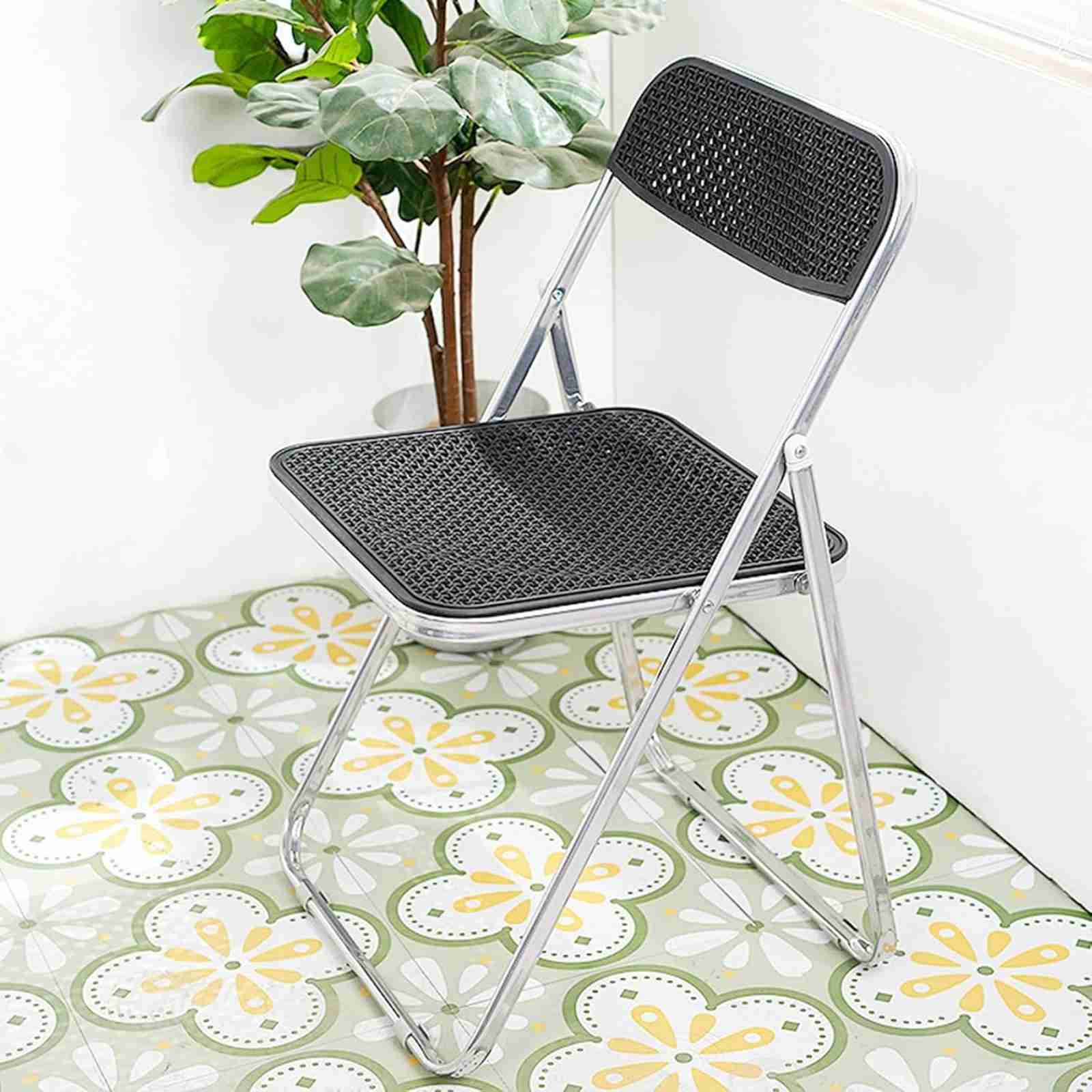 透明 クリアチェア 折り畳みチェア 折りたたみ 透明椅子 パイプイス 室内 省スペース コンパクト 滑り止めゴム足 オフィス椅子 事務椅子 会議椅子 背付 一体型 組立不要 会議 カフェ 会社 簡易椅