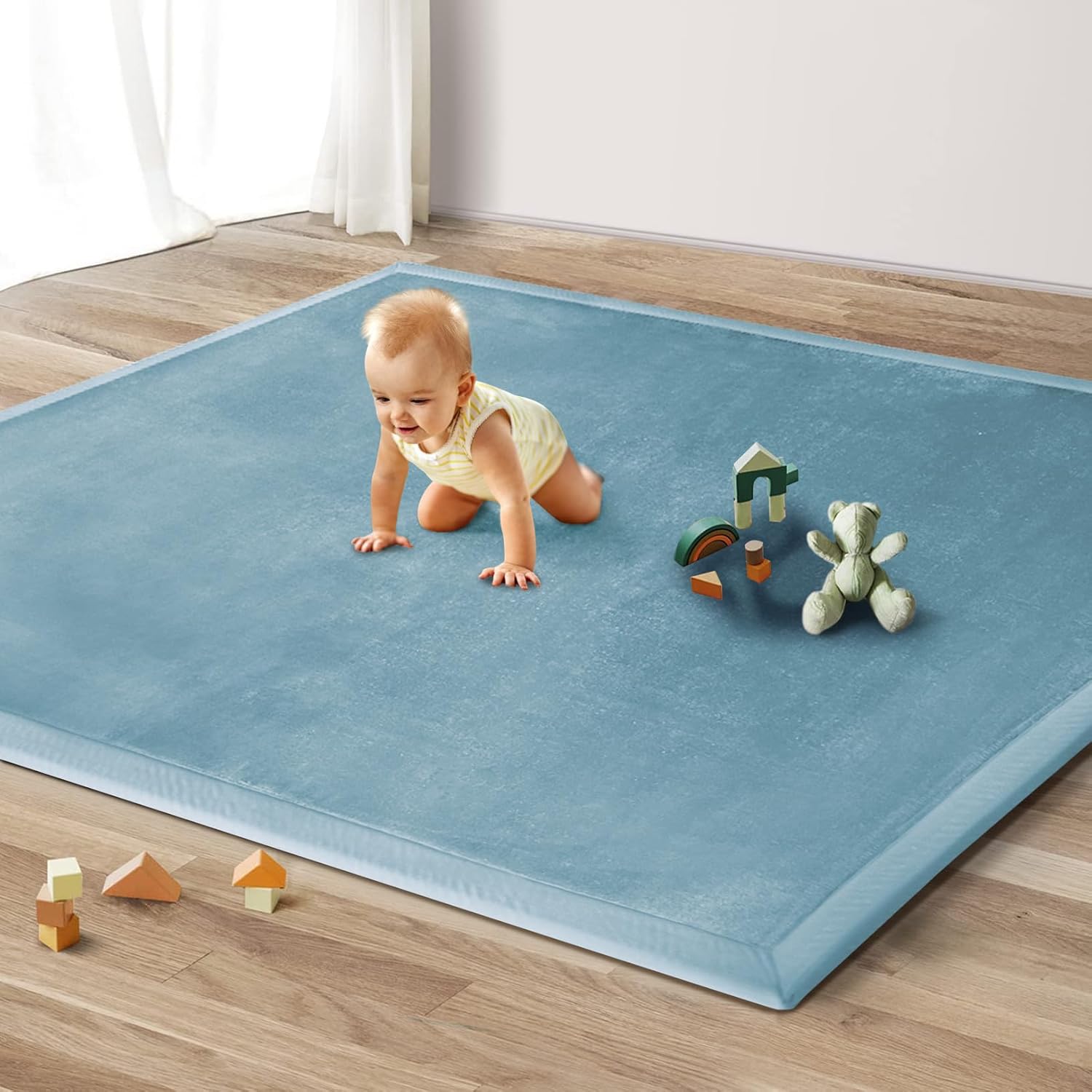 　　　 -------商品詳細------- 【柔らかな肌触り】こちらのラグにはなめらかな肌触りのマイクロファイバー生地を使用。毛足が短いのでまとわり付くような感覚がなく、夏はさらりと、冬は暖かく、一年を通して居心地の良い空間を演出します。 【ひんやり快適×安眠サポート】蒸し暑い夏の夜でも、さらっと快適。天然素材い草を使用したござは、通気性・吸湿性に優れ、熱や湿気を逃してくれます。ほんのりとした草の香りがリラックス効果を高め、自然と心地よい眠りへと導きます。 【低反発ウレタン】低反発ウレタンを採用し、ふんわりとした踏み心地を実現。体圧を均等に分散し、足裏にやさしくフィット。まるで雲の上を歩くような心地よさが楽しめます。衝撃を吸収し、足や関節への負担を軽減。長時間使用しても疲れにくく、快適さが続きます。 【オールシーズン対応】やわらかな手触り、座っても横になっても柔らかくて快適な感じます。夏用の冷房対策、冬は床暖房・ホットカーペット対応可能で、一年を通して快適にご使用いただけます。 【多目的】夏用マットはマットレスとしても使え、リビングに置いて遊ぶマットとしても使えます。それは非常に素晴らしい寝室の敷物であり、居間の敷物、地域の敷物、這うマット、ヨガマット、キャンプ、バーベキュー、アウトドア、ピクニック、キャンプなどにもご利用いただけますなどにも適しています。説明 ■【様々なシーンにおすすめです！】 ?夏はエアコンによる冷え過ぎをカバーし、冬はホットカーペット・床暖房対応、梅雨時に問題なく使用しています。 ?通気性と放熱性に優れ、長時間使用しても蒸し暑くなく、一晩中22℃-25℃の快適な睡眠温度を維持しています。 ?ベッドの辺、玄関、和室や客間、リビング、ダイニングなどの人が集まる空間や、プライベートルームといった落ち着きを演出する空間など、どのお部屋にもぴったりです。 ?いぐさラグはひんやりと冷たい涼感ラグとして使用することができます。そのため、夏用ラグとして使うことができます。夏ラグとして自然なお部屋づくりをすることもでき、 ?フローリングに敷くことで、洋室の中に和室を作ることもできます。和モダンな雰囲気も作ることができます。リビングや客室のような、和風テイストをお部屋に取り入れたい場合にオススメの商品です。 ?出窓、バルコニー、茶室、リビングなどさまざまなスペースに完璧に馴染みます。禅風のティーテーブルの粋な雰囲気にも、モダンな民泊の玄関にも自然に溶け込みます。 ?厚手の素材は、猫の爪痕防止の敷物としてだけでなく、キッチンの入り口で油汚れを防いだり、寝室のベッドのそばで柔らかい触感を提供したりと、用途が広がります。 ■【メリット】 ?置きたい場所に合わせて大きさを調整することができ！ ?マットを1枚敷くだけで、日常の中の小さい傷や汚れから大切な床を守り！ ?清掃簡単・繰り返し使用でき；洗濯機で丸洗い、汚れたらサッと洗っていつでも清潔！ ?長い梅雨の日でも大雪の日の中でもフロア汚れを最小限に抑えます ?カーペット表面の凸凹が屋内に持ち込みたくないホコリ汚れや水などをしっかり捕らえ、吸収 ?吸音性が高い、様々なところに適しています ?滑り止めに優れ、安全に使えます ■【ご注意】 ?素材特有の匂いがある場合がございます。そのままに開けて、（2-5日）しばらく後自然に匂いがなくなります！ ?安心サービス：万が一商品が問題あるなら、すぐにご連絡ください, 必ず満足できるアフターサービスを提供いたします。