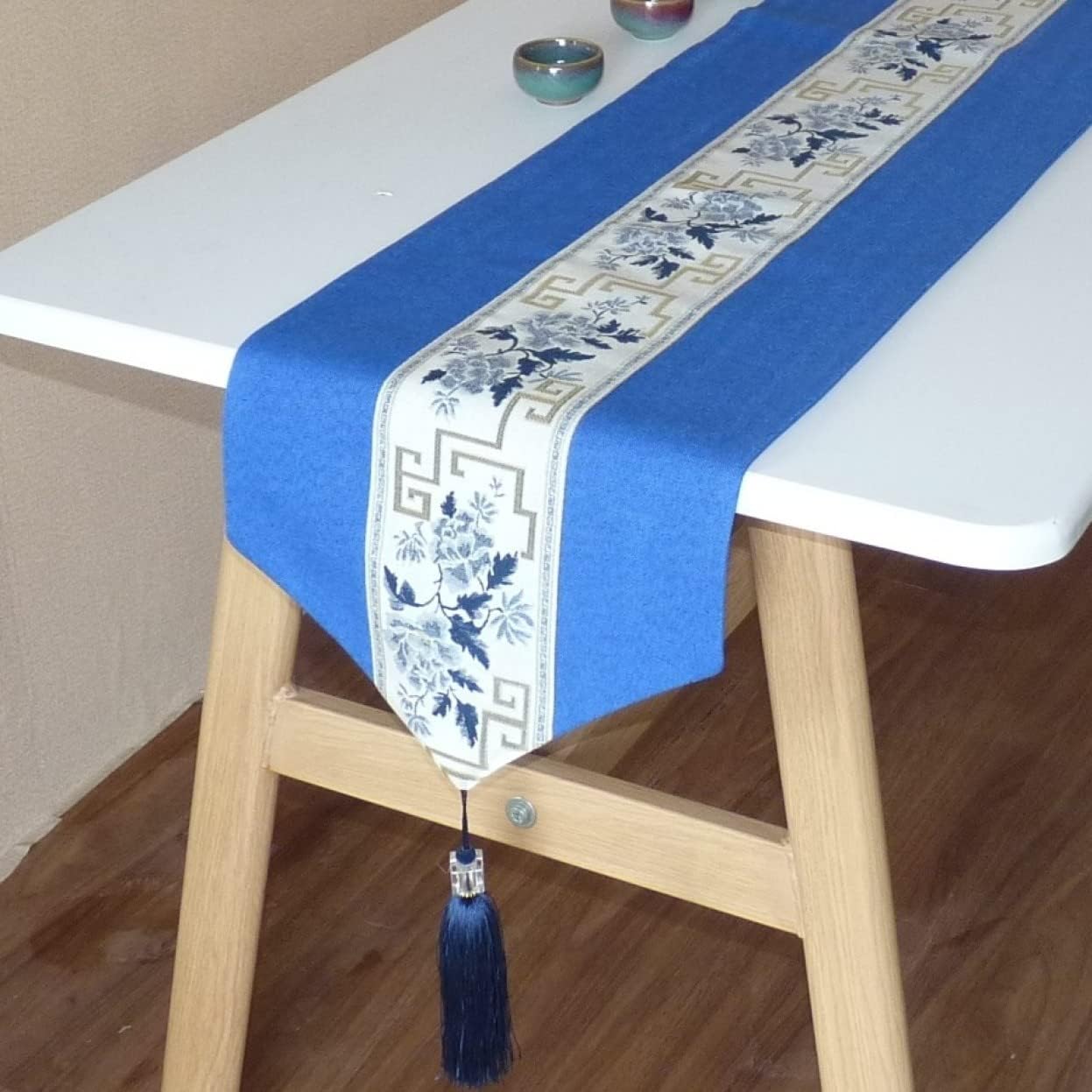 テーブルランナー タッセル付き カラー 北欧のテーブルランナー テーブルセンター エレガント 新居祝い..