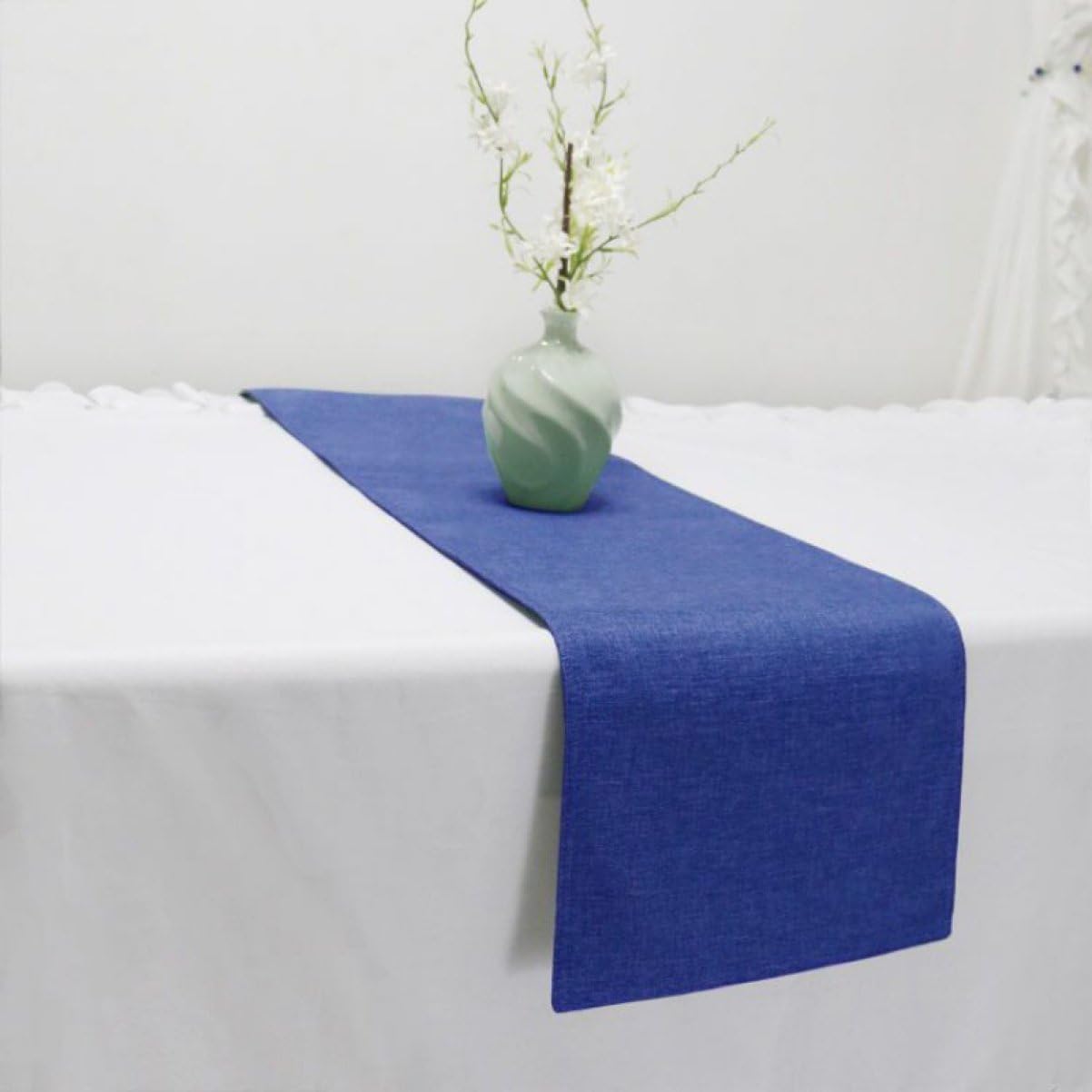 シックな風合いが魅力のリネンテーブルランナー リネン素材ならではの高い吸水性や速乾性も備えているので使い勝手もいい カラー8 おしゃれなテーブルコーディネートを楽しめます リネン 30*230c