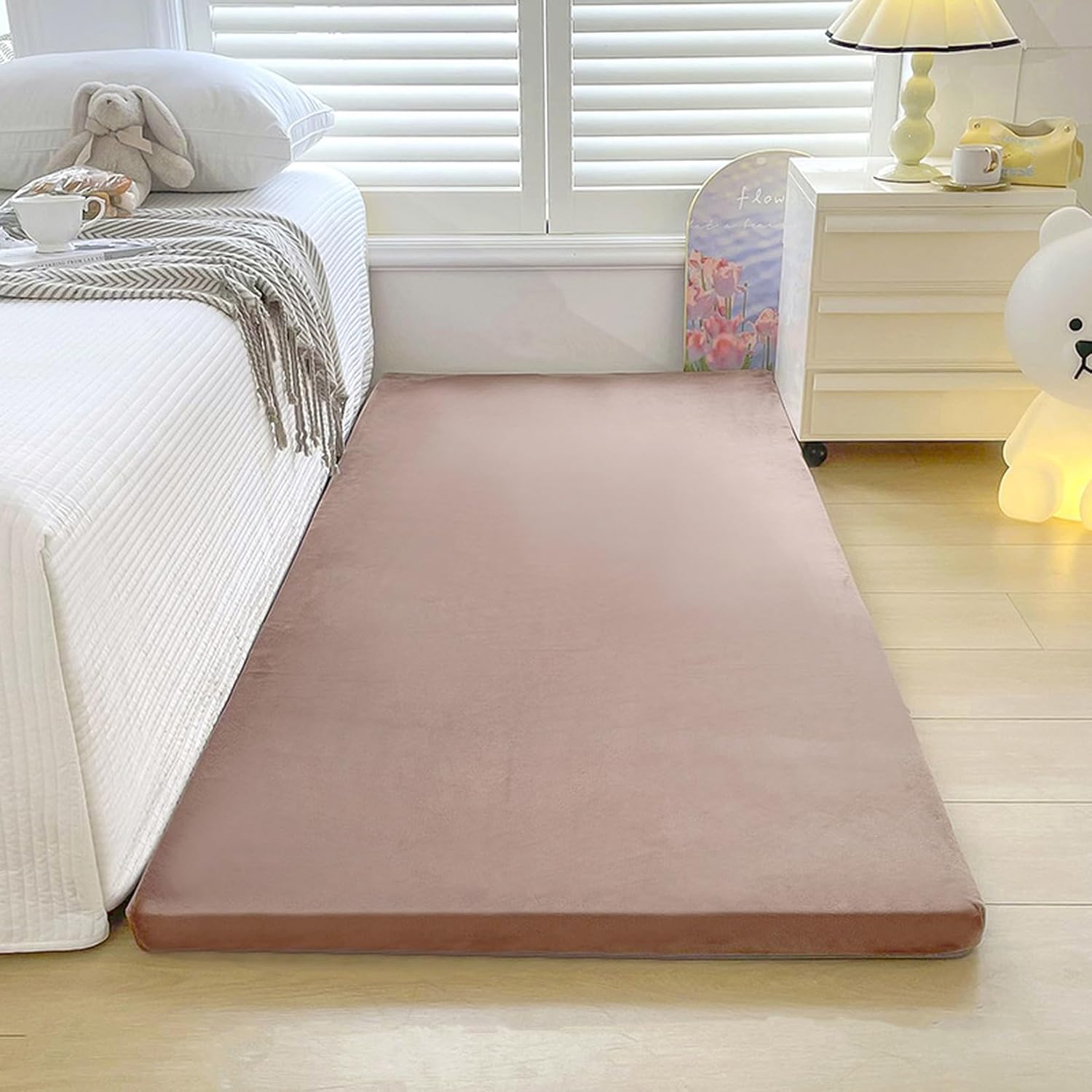 プレイマット ベッドサイドマット 厚手 ラグ キッズラグ 夏用 遊べる かわいい 遮音 転倒防止 キッズプレイエリアラグ 70*200cm 防湿 床保護 北欧風 子ども部屋 ベビー 幼稚園 冷房対策