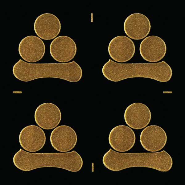 家紋 ステッカー 蒔絵シール「渡辺星/GD 24mm」 金 4個付　ケータイ スマホ iPhone デコ ステッカー 和柄 剣道 シール　彩蒔絵 家紋シール