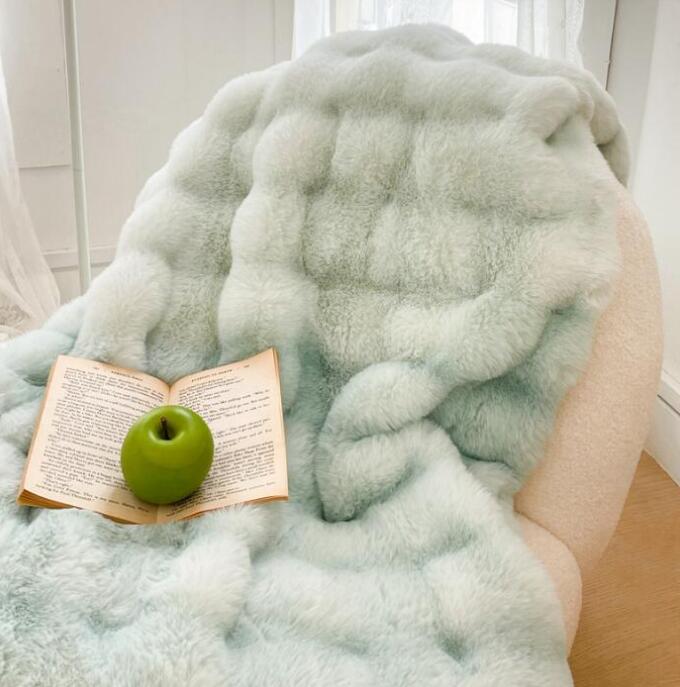 ブランケット 掛毛布 防寒対策 配色 秋冬 大判 厚手 高級感 フェイクファー フランネル ふわふわ 暖か..