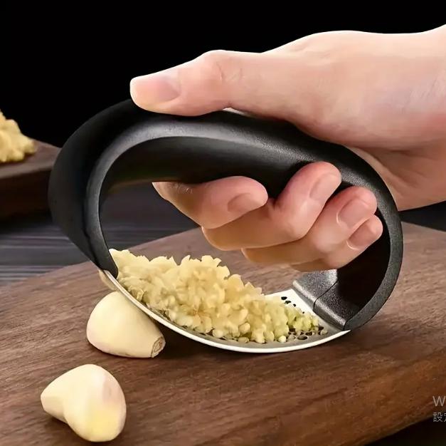 ガーリックプレス ステンレススチール ガーリックミンサー ガーリッククラッシャー キッチンガーリック..