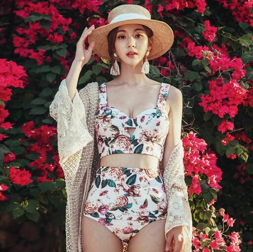 リゾート セクシー プール セパレート水着 ビキニ 30代 夏 体型カバー 10代 女性水着 韓国 海 レディース 肩見せ 露出控えめ 大人 上着+ショートパンツ みずぎ 20代 水着 【送料無料】可愛い水着 ママ水着 タンキニ 温泉 花柄 大きいサイズ 2点 可愛い リゾート セクシー プール セパレート水着 ビキニ 30代 夏 体型カバー 10代 女性水着 韓国 海 レディース 肩見せ 露出控えめ 大人 上着+ショートパンツ みずぎ 20代 水着 【送料無料】可愛い水着 ママ水着 タンキニ 温泉 花柄 大きいサイズ 2点 可愛い