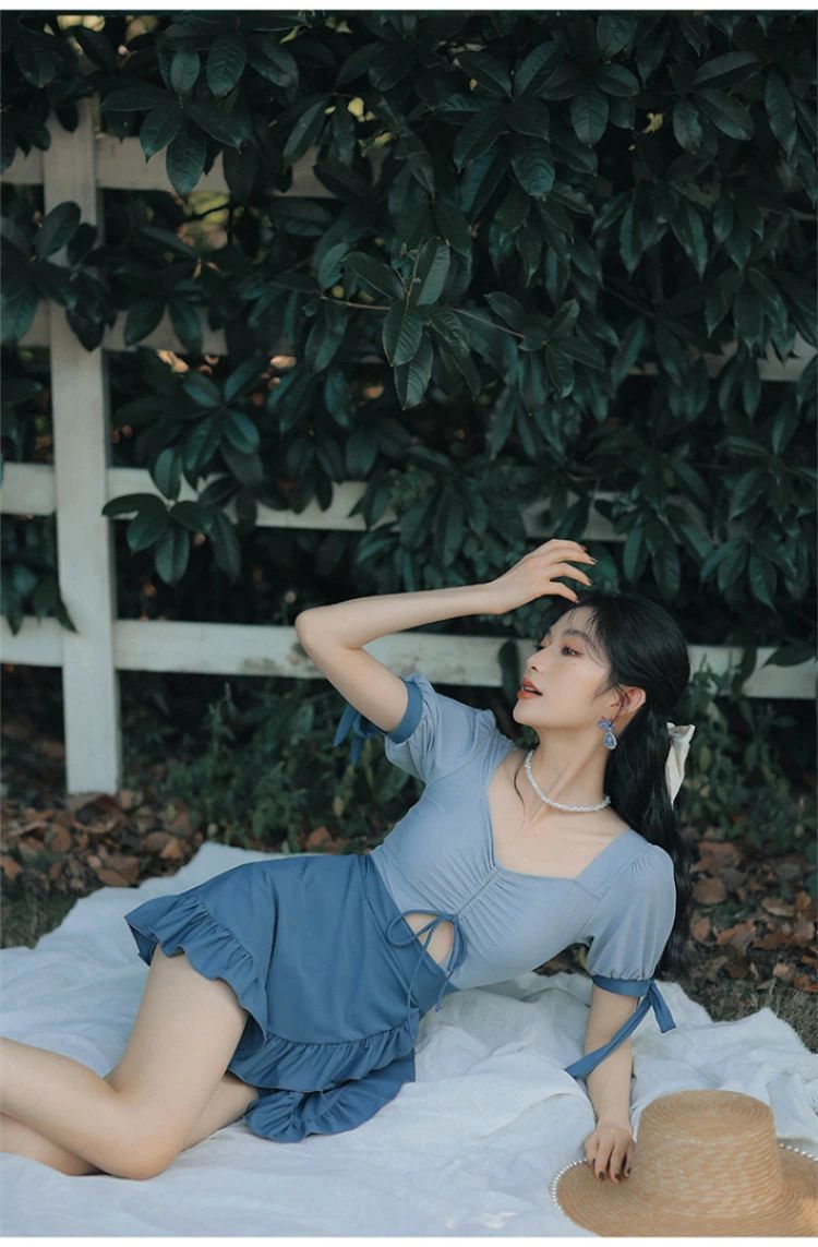 オールイン 20代 UVカット 水着 海 大人 かわいい 韓国 体型カバー ビーチ セクシー ワンピース 温泉 ママ水着 おしゃれ 40代 ママ水着 ワンレース ワイヤーなし ショーツ付き 露出控えめ 盛れる 30代 水着 Vネック M-2XL レディース パット付き 小胸 半袖 UV対策