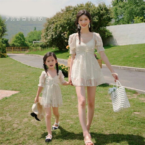 親子 オールインワン 女の子 親子ペアルック お揃い パット付き キッズ水着 親子ペア レディース ワンピース 水着 親子ペア ビーチウェア パフスリーブ 水遊び スイムウェア 水着 半袖 ロンパース水着 オールインワン swimwear 親子 オールインワン 女の子 親子ペアルック お揃い パット付き キッズ水着 親子ペア レディース ワンピース 水着 親子ペア ビーチウェア パフスリーブ 水遊び スイムウェア 水着 半袖 ロンパース水着 オールインワン swimwear