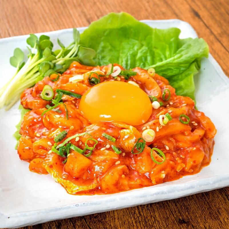 送料無料 サーモンユッケ風 1kg 500g ×2 業務用 韓国風のピリ辛タレでユッケ風に仕上げました ユッケ サーモン キムチ ご飯のお供 おかず 朝ごはん おつまみ 酒の肴 豊洲市場 寿司 海鮮 刺身 豊洲市場 ギフトのサムネイル