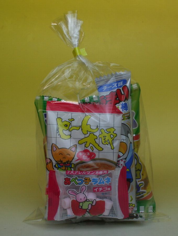 お菓子と和雑貨の店 宝作堂の【宝作堂お菓子 詰め合わせ】駄菓子詰め合わせセット(すべて国産品）158円セット　G｜アングル2