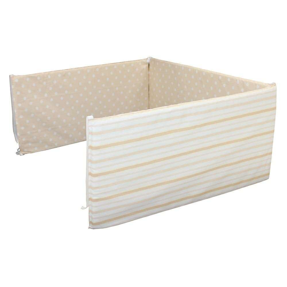 お部屋の雰囲気や気分に合わせて両面使えるリバーシブルタイプのベッドガードです。ベッドの柵に赤ちゃんが頭をゴッツンしたり、手や顔が当たるのを防いでくれるベッド用のクッション。エアコンの風や日差しから守ってくれる強い見方！ベッドの半周タイプになるため、頭の方につけてお使い下さい。＜商品サイズ＞（約）30×190cm＜主な素材＞・側地：綿100％・詰め物：ポリエステル100％こちらの商品は実店舗から入荷・発送しておりますため、パッケージ状態や、梱包状態が商品ごとに異なる場合がございます。一部商品に商品管理ラベルが添付されている場合がございます。※お支払い方法はご利用ガイドの「お支払い方法・お支払いについて」をご確認ください。※ご注文確定後の注文内容の変更、キャンセルはお受けしておりません。※対象年齢がある商品については目安となっております。※実際の商品と画像は若干異なる場合がございます。対象月齢 (カ月～)：0.0 - 84.0重量 (g)：500 GRAMnishikawa#2025103002,#20251031099