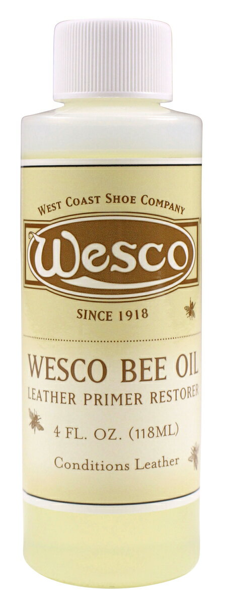 商品情報商品説明/素材WESCO -Bee Oil-・4oz汚れを取り除いた後、最初に塗るのがこの"Bee Oil"です。レザー内部に深く浸透し下地を作ります。生産国アメリカ注意事項当店は実店舗と商品の在庫を共有しておりますので在庫情報につきまして誤差が生じる場合がございます。 ご注文頂いた商品がご用意できない場合がございますが、予めご了承ください。WESCO [-Bee Oil- 4oz] ウエスコ ブーツ ケア用品 ビーオイル 2