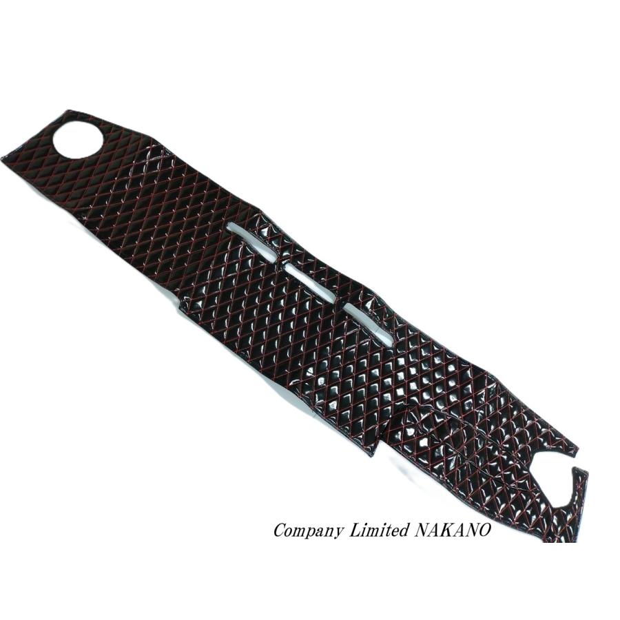 売り切り ダッシュマット レンジャープロ ワイド H14.2〜H29.4 エナメル黒/糸赤