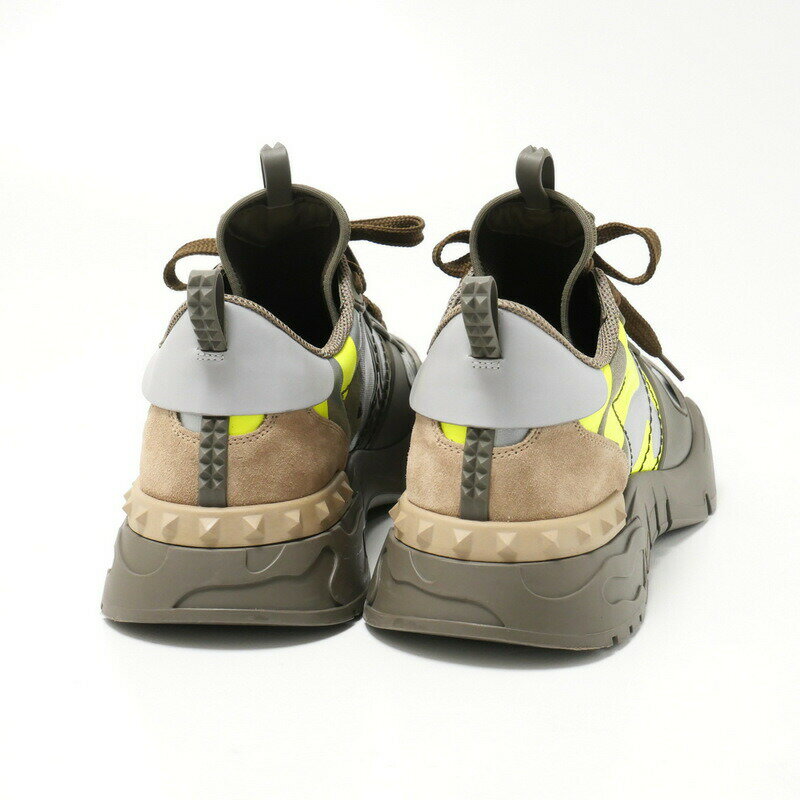 ■美品■Valentino Garavani ヴァレンティノ・ガラヴァーニ スニーカー サイズ42 カモフラ 迷彩 ローカット スタッズモチーフ イタリア製 ブランド古着【中古】20240608/GP8260