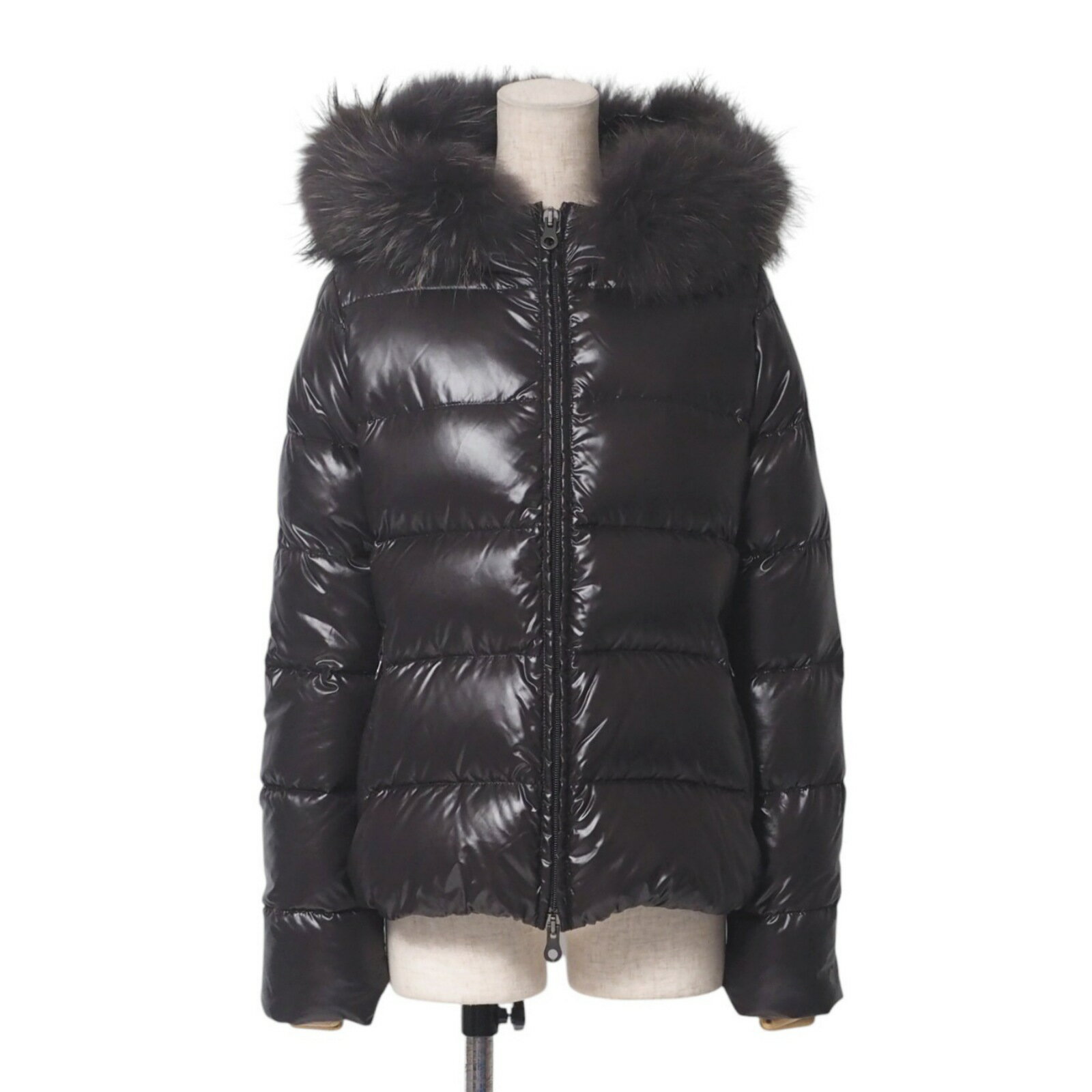 ★美品★DUVETICA⭐︎デュベティカダウンジャケット　ダウンコート　42 duvetica-010.jpg