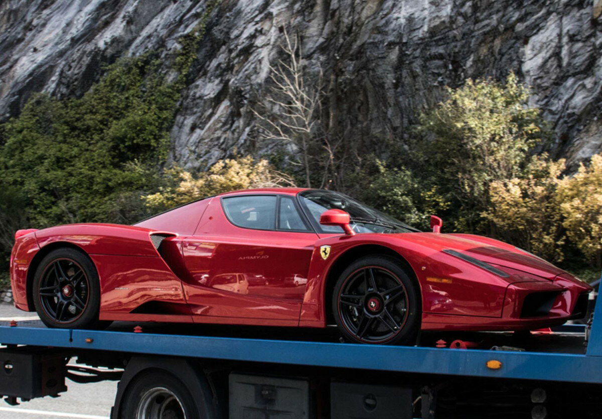 【予約】Ferrariフェラーリ Enzo open diecast F1 2007 red black and red wheels Luxury pack / BBR 1/18 ミニカー