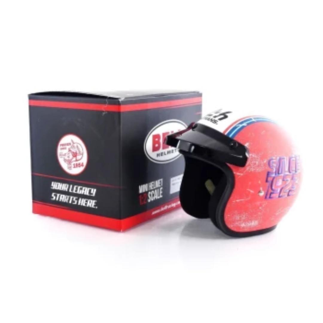 ▶ PRODUCT DETAILS メーカー MINI HELMET スケール 1/2 商品状態 新品 ⚠ 海外製品に関するご案内 本製品は精密ディスプレイモデルのため、製造工程上、個体差が見られる場合がございます。微細な塗装の個体差・エッチングパーツのわずかなズレ・ケース／外箱の軽微なダメージ等がこれに該当します。これらはメーカー基準で良品とされており、当店でも良品として取り扱っております。あらかじめご了承ください。 ▶ NOTICE お届け時期について お届けの目安の記載を必ずご確認ください。 在庫について 他サイトとの併売のため、在庫切れの場合がございます。売り切れの際はメールにてご連絡いたします。 予約商品について 銀行振込・コンビニ決済のお支払い期限はご注文日から14日以内です。予約品は代引き・クレジット決済をご選択ください。発売予定日は確定日ではなく、大幅な延期・中止、入荷数量の減少が生じる場合がございます。 ご注意事項 輸入品の性質上、外箱に傷みなどがある場合がございます。あらかじめご了承ください。