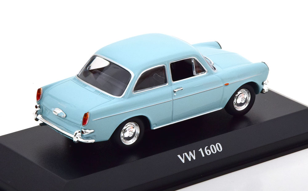 VW 1600 セダン 1966 ライトブルー / Minichamps 1/43 ミニカー