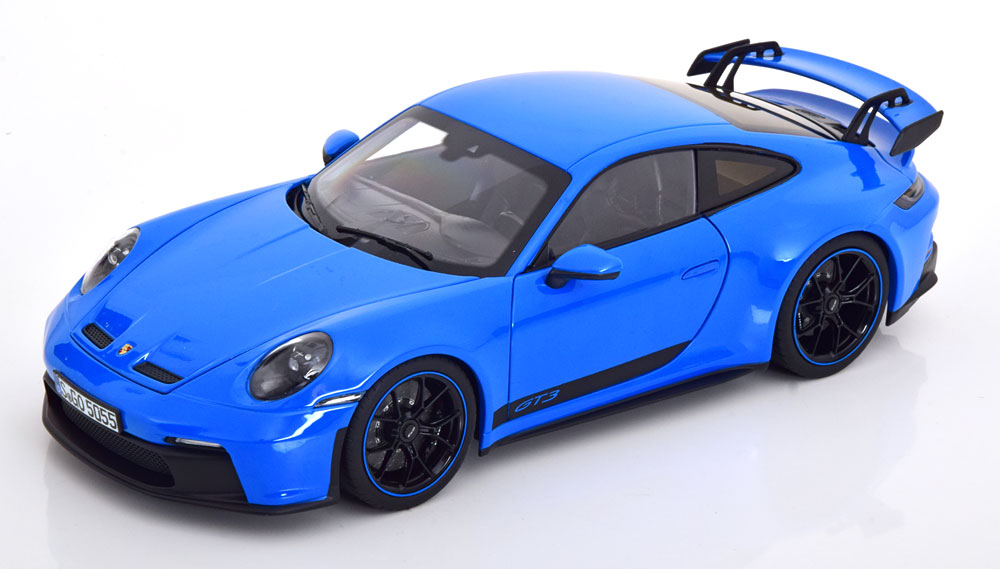 楽天市場】ミニカー 1／18 ポルシェ gt3の通販