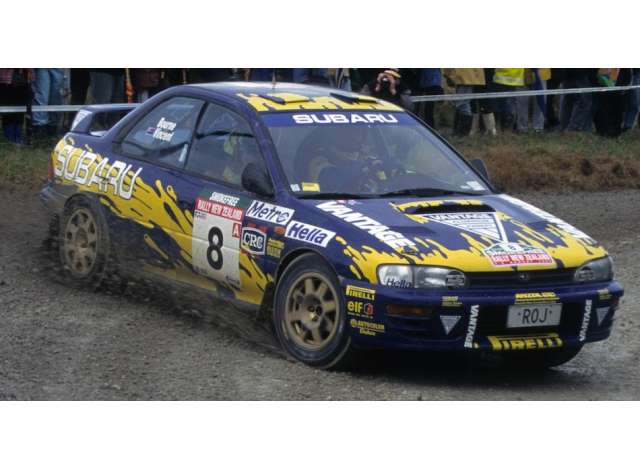 1997 Subaru インプレッサ 555 8 P.ボーン ラリー オブ ニュージーランド/SunStar 1/18ミニカー 1999台限定