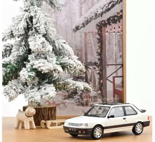 Rakuten - 1987 プジョー 309 GTI メイジェホワイト/ Norev 1/18 ミニカー