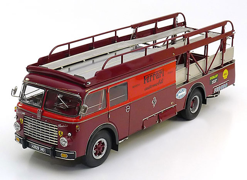 Fiat 642 RN2 Bartoletti Ferrari レーシングトランスポーター 1957 第1版/ CMC 1/18 ミニカー