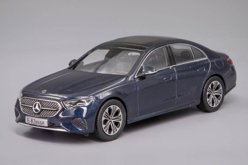 Mercedes Benz - Mercedes-Benz E-Class W214 2023 ノーティカルブルー/ Norev 1/43 ミニカー