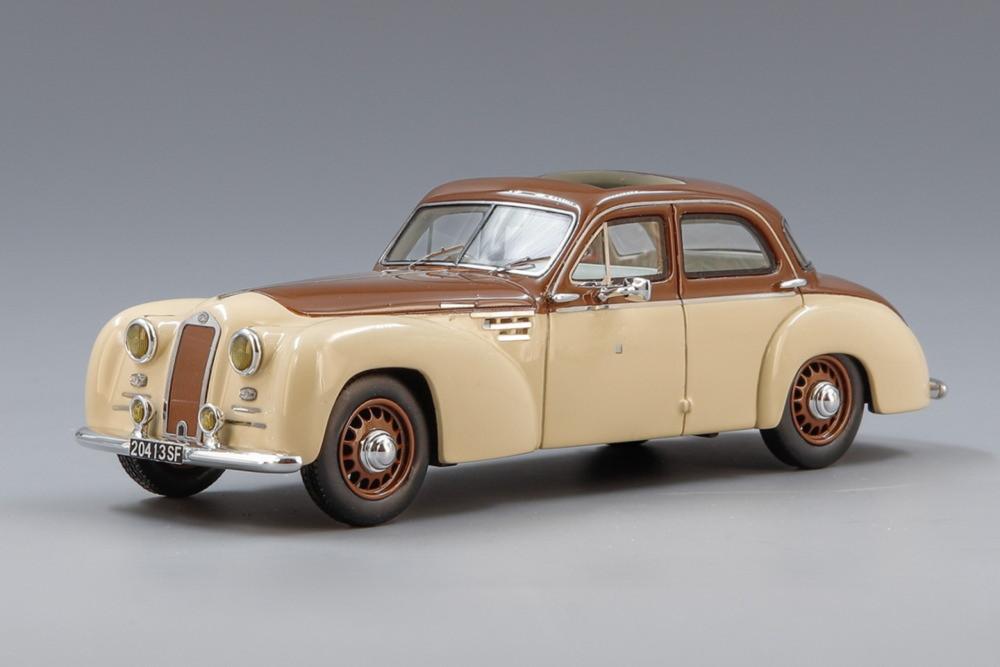 Delage D6-3L セダン by Autobineau 1948-54 (オープンルーフ) /ブラウンベージュ// ESVAL 1/43 ミニカー