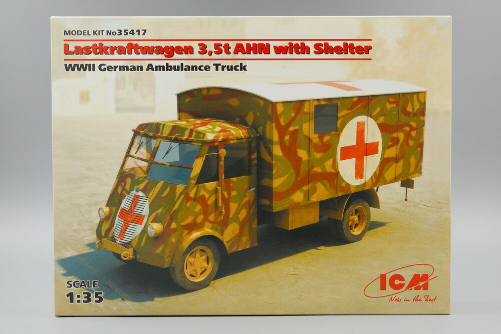 Lastkraftwagen 3.5t AHN with Shelter WWII ドイツ救急トラック モデルキット/ ICM 1/35 模型