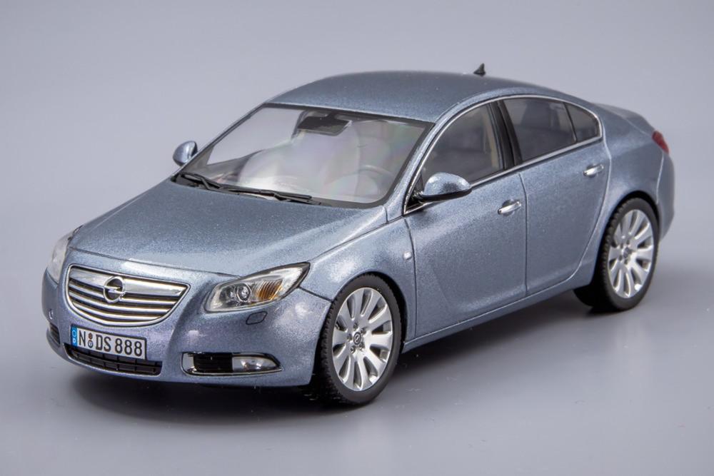 Opel Insignia A Limousine 2009 グレーメタリック/ Schuco 1/43 ミニカー