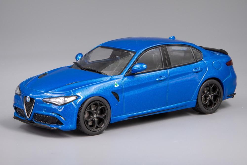 Alfa Romeo Giulia Quadrifoglio 2.9L Bi-Turbo 2019 ミサノブルー/ SOLIDO 1/43 ミニカー