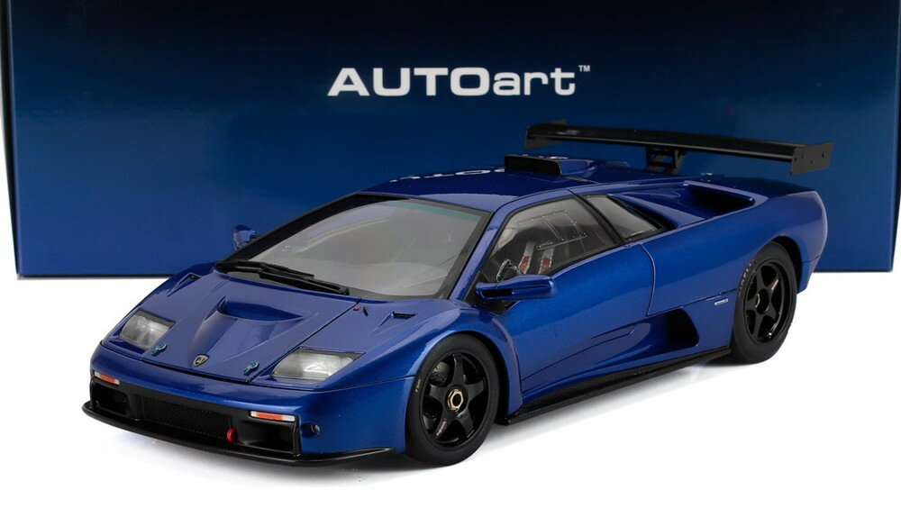 ▶ PRODUCT DETAILS メーカー AUTOart スケール 1/18 商品状態 新品 ⚠ 海外製品に関するご案内 本製品は精密ディスプレイモデルのため、製造工程上、個体差が見られる場合がございます。微細な塗装の個体差・エッチングパーツのわずかなズレ・ケース／外箱の軽微なダメージ等がこれに該当します。これらはメーカー基準で良品とされており、当店でも良品として取り扱っております。あらかじめご了承ください。 ▶ NOTICE お届け時期について お届けの目安の記載を必ずご確認ください。 在庫について 他サイトとの併売のため、在庫切れの場合がございます。売り切れの際はメールにてご連絡いたします。 予約商品について 銀行振込・コンビニ決済のお支払い期限はご注文日から14日以内です。予約品は代引き・クレジット決済をご選択ください。発売予定日は確定日ではなく、大幅な延期・中止、入荷数量の減少が生じる場合がございます。 ご注意事項 輸入品の性質上、外箱に傷みなどがある場合がございます。あらかじめご了承ください。