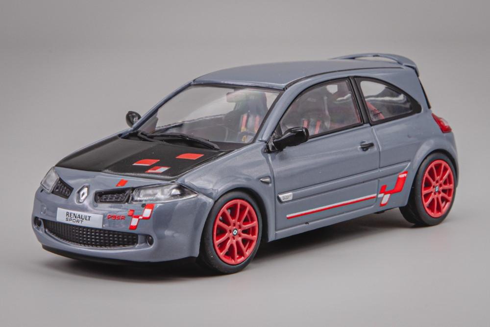 Renault Megane 2 R26-R 2008 ムーンストーングレー / SOLIDO 1/43 ミニカー