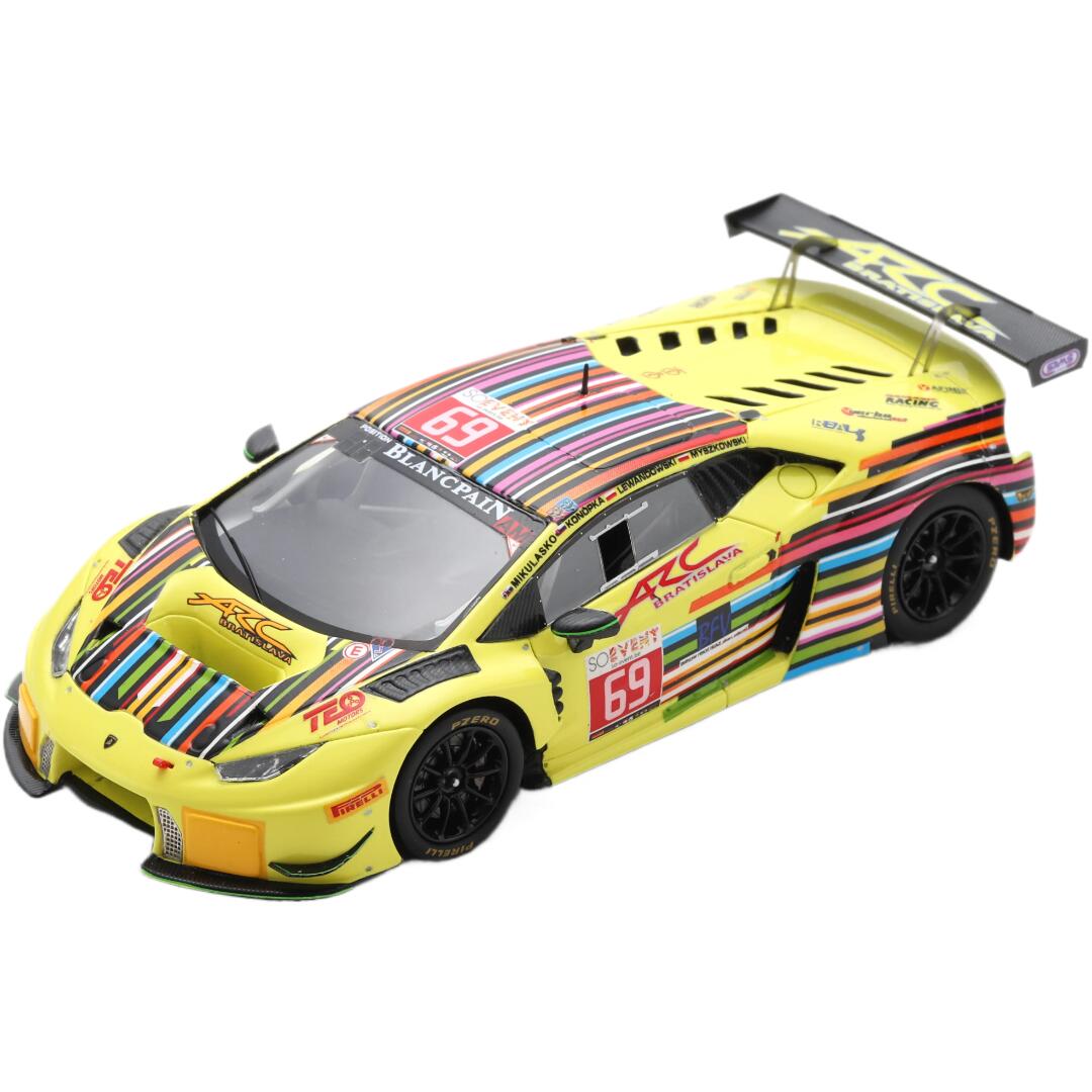 Lamborghiniランボルギーニ Huracanウラカン GT3 #69 24h Spa 2016 Konopka Lewandowski Myszkowski Mikulasko Yellow / Spark 1/43 ミニカー
