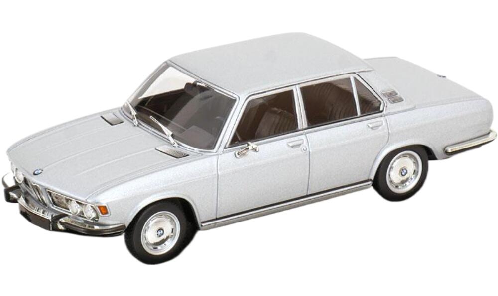 BMWビーエムダブリュー 2500 E3 1968 シルバー 限定432pcs / Minichamps 1/43 ミニカー