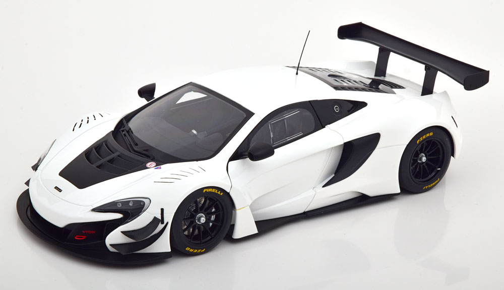 McLaren 650S GT3 2017/ AUTOart 1/18 ミニカー