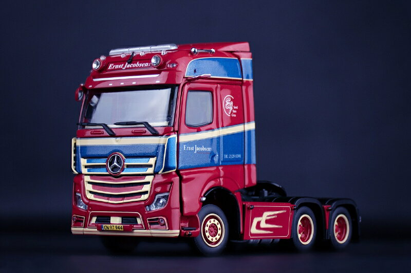 ͽERNST JACOBSEN The Mercedes-Benz Actros BigSpace 6x4 ȥåȥ饯/IMC ߵϷ ξ 1/50 ߥ˥