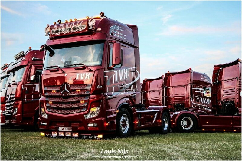 好評につき延長 送料無料 ホビー 模型車 車 レーシングカー トラックメガマスcat Camion Mega Mtt Avec Wassertanker Ccm 091 Masse 148 お客様満足度no 1 Trustpharmalab Com