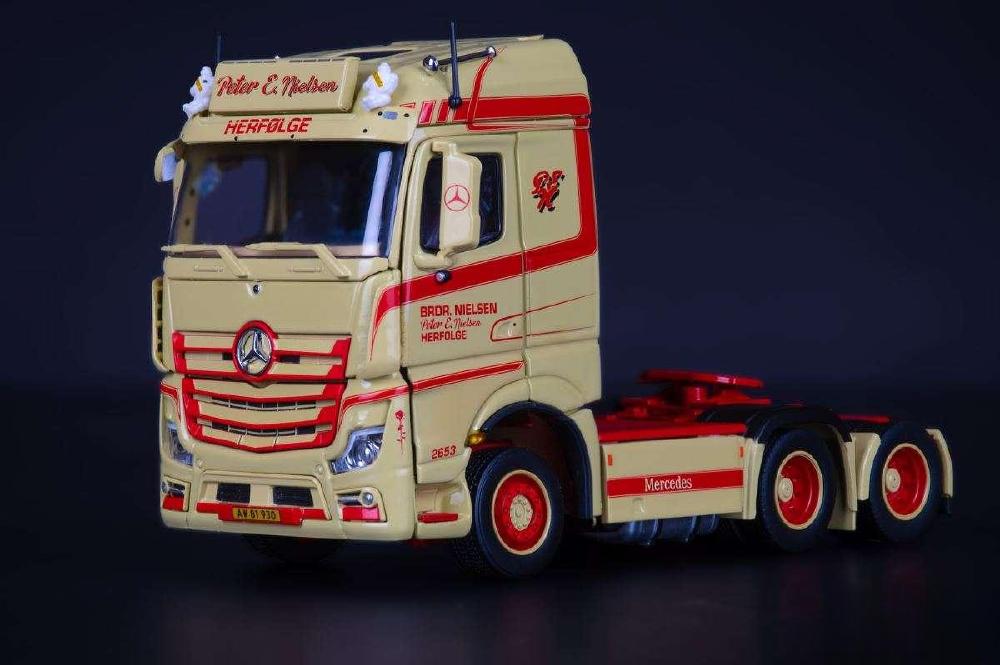 ͽ2023ǯ3ʹȯͽPETER E. NIELSEN MERCEDES-BENZ ACTROS STREAMSPACE 6X4 ȥå ȥ饯/ߵϷ ξ IMC 1/50 ߥ˥奢