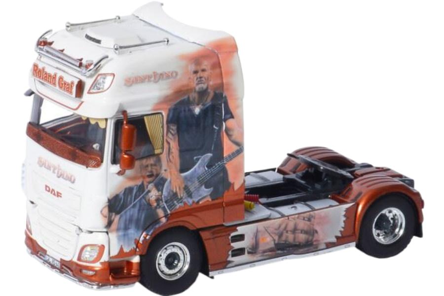 Hot Wheels - Graf Roland DAF XF Super Space Cab MY2017 トラック / WSI 1/50 建設機械模型 工事車両