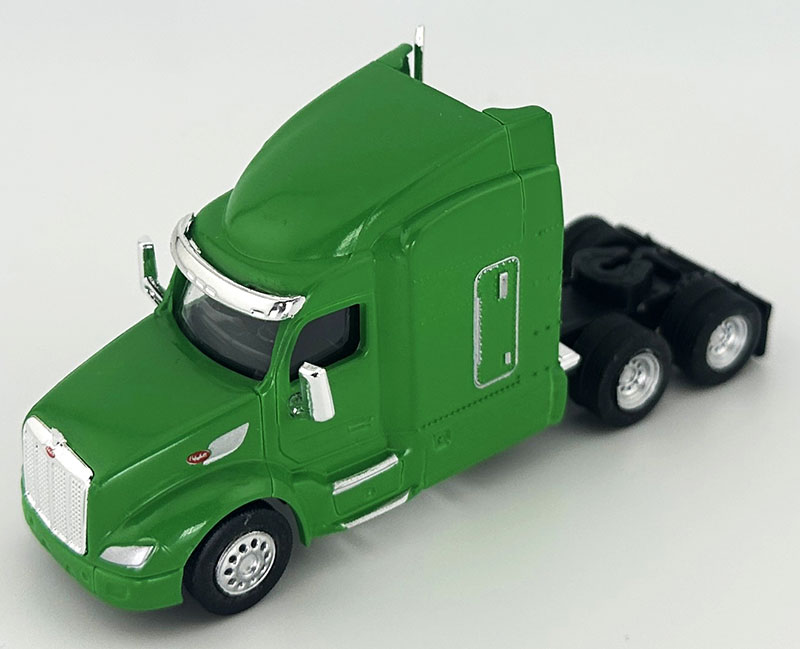 Peterbiltピータービルト 579 スリーパーキャブ ライムグリーン トラック 働く車 模型 / HO LOGISTICS 1/87 ミニカー 模型