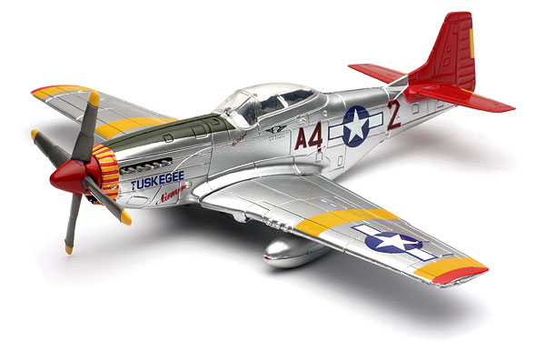 P-51 Mustangマスタング 戦闘機 タスキーギエアメン 航空機 模型 インテリア / NEW-RAY 1/48 ミニカー 模型