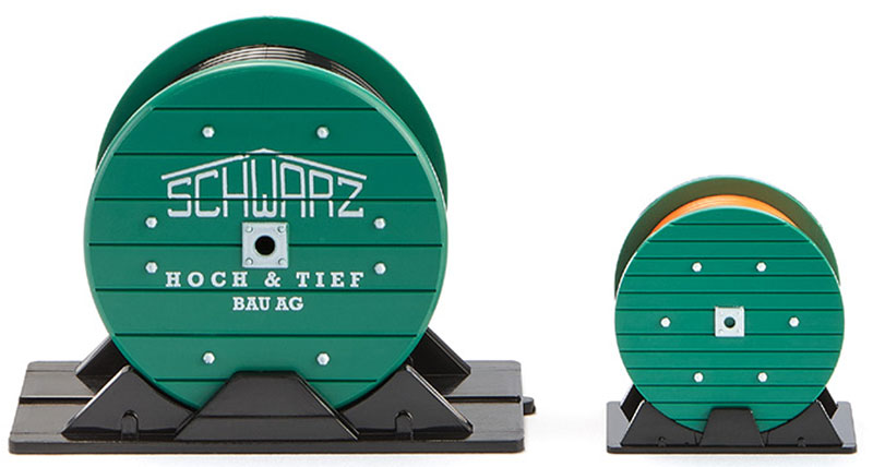 ▶ PRODUCT DETAILS メーカー Wiking スケール 1/87 商品状態 新品 ⚠ 海外製品に関するご案内 本製品は精密ディスプレイモデルのため、製造工程上、個体差が見られる場合がございます。微細な塗装の個体差・エッチングパーツのわずかなズレ・ケース／外箱の軽微なダメージ等がこれに該当します。これらはメーカー基準で良品とされており、当店でも良品として取り扱っております。あらかじめご了承ください。 ▶ NOTICE お届け時期について お届けの目安の記載を必ずご確認ください。 在庫について 他サイトとの併売のため、在庫切れの場合がございます。売り切れの際はメールにてご連絡いたします。 予約商品について 銀行振込・コンビニ決済のお支払い期限はご注文日から14日以内です。予約品は代引き・クレジット決済をご選択ください。発売予定日は確定日ではなく、大幅な延期・中止、入荷数量の減少が生じる場合がございます。 ご注意事項 輸入品の性質上、外箱に傷みなどがある場合がございます。あらかじめご了承ください。