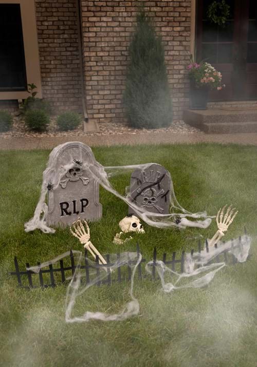 18ピース 墓地プロップキット ハロウィン 墓石 スカル フェンス クモの巣 装飾セット